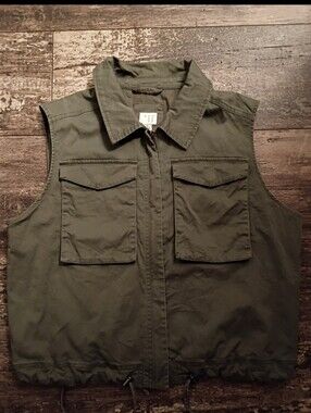 A New Day Army Green Utility Vest Size L
